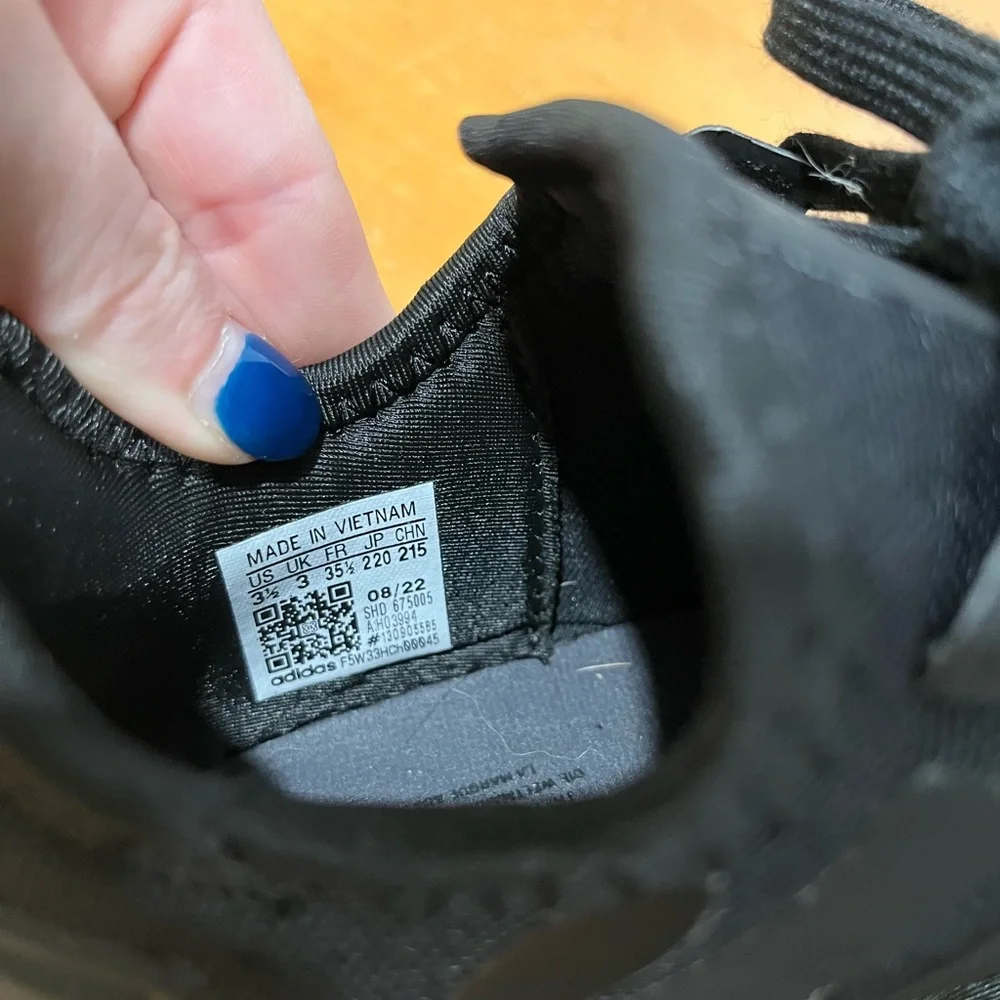 Adidas NMD_R1 shoes - Picture 8 of 8